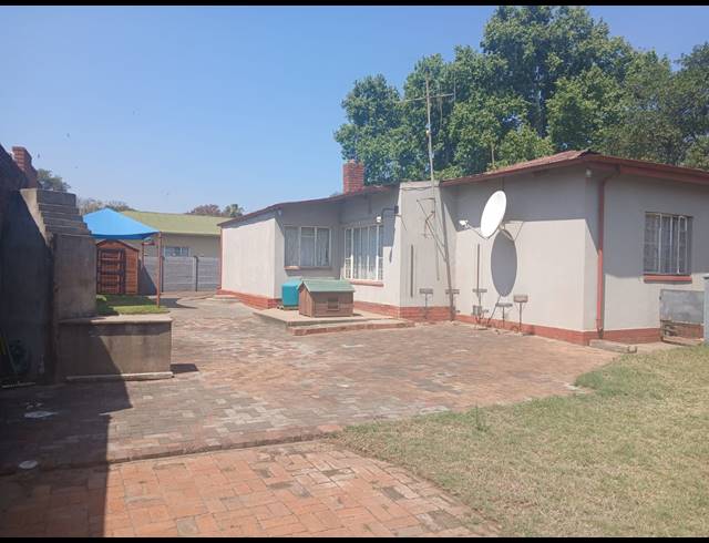 4 BEDROOM HOUSE FOR SALE IN BO-DORP